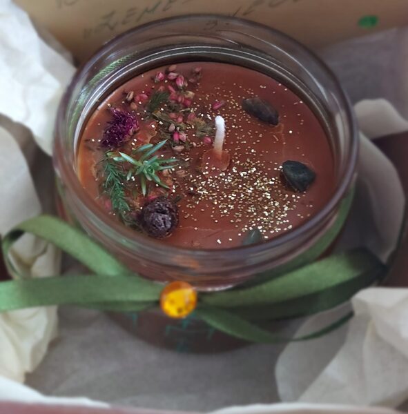 Rūnu svece - palīdzēs sakārtot dzimtas un īpašuma lietas 