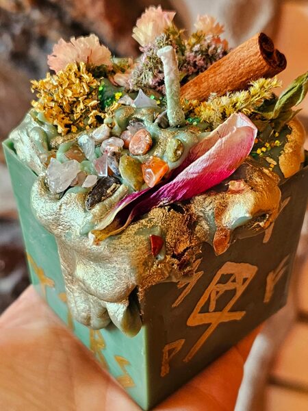 Rituālu svece mērķa sasniegšanai 